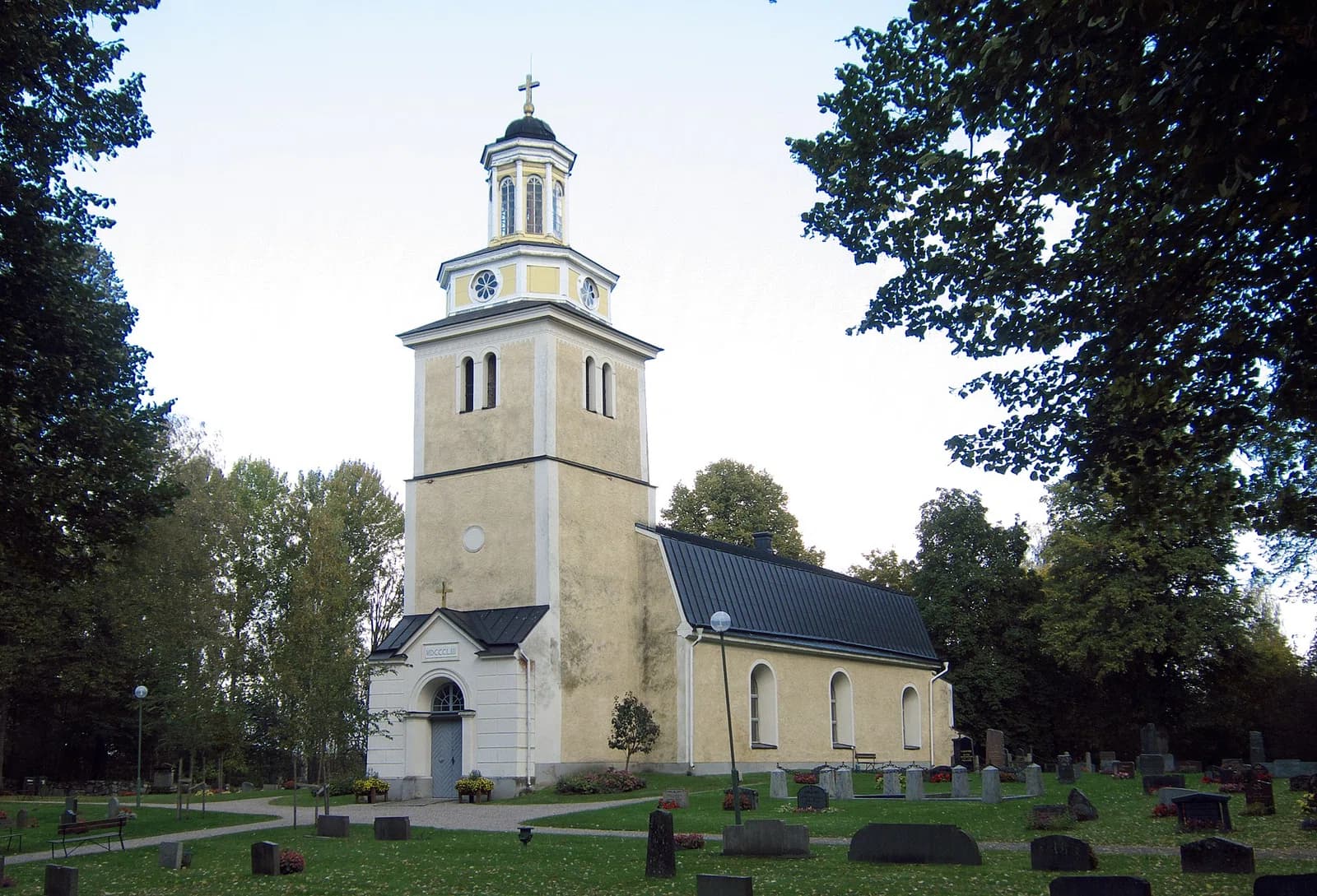 Bro församling