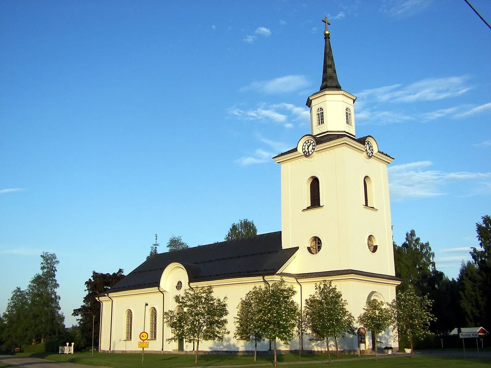 Multrå parish