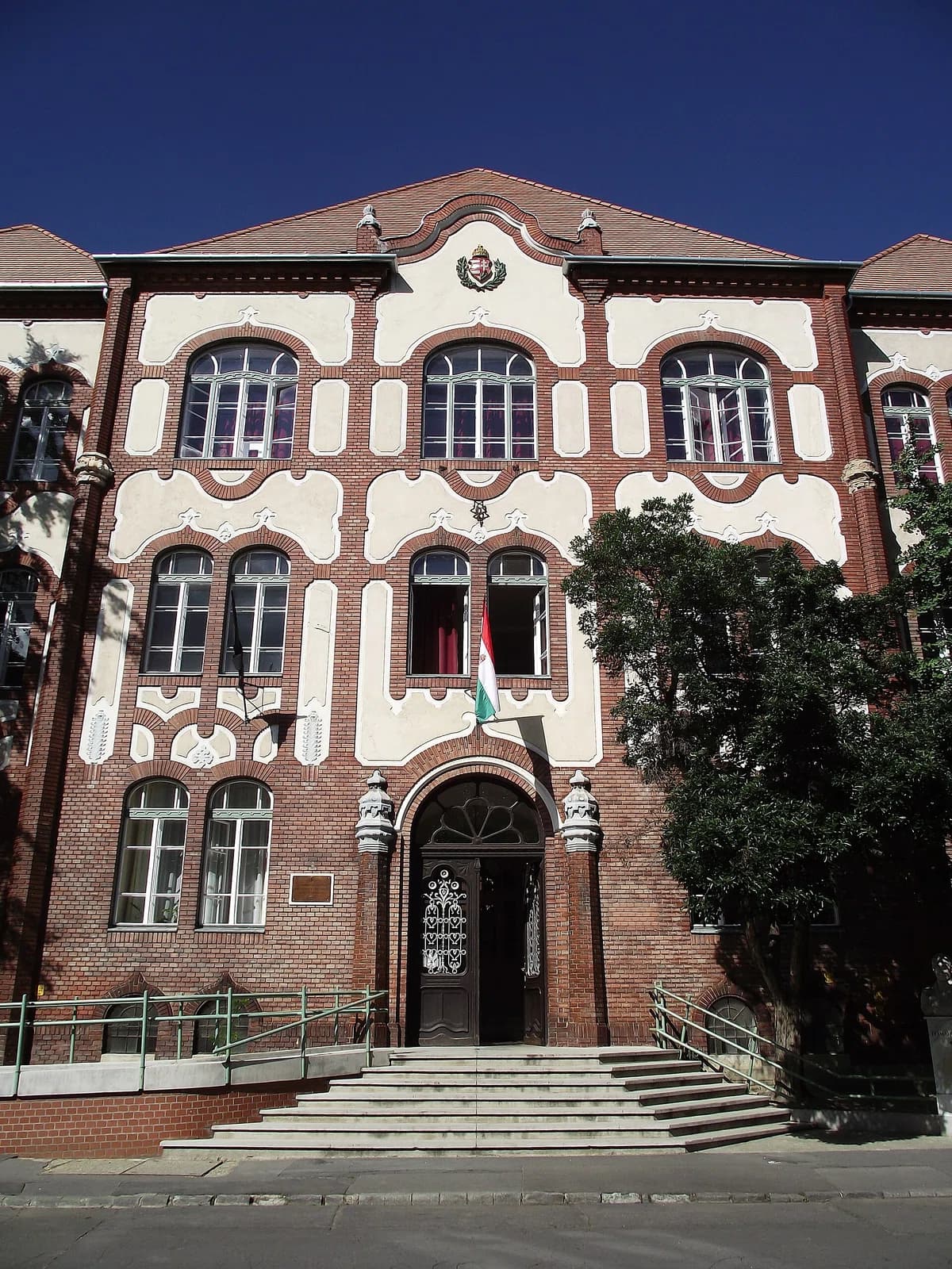 Szegedi Tömörkény István Gimnázium, Művészeti Szakgimnázium és Technikum