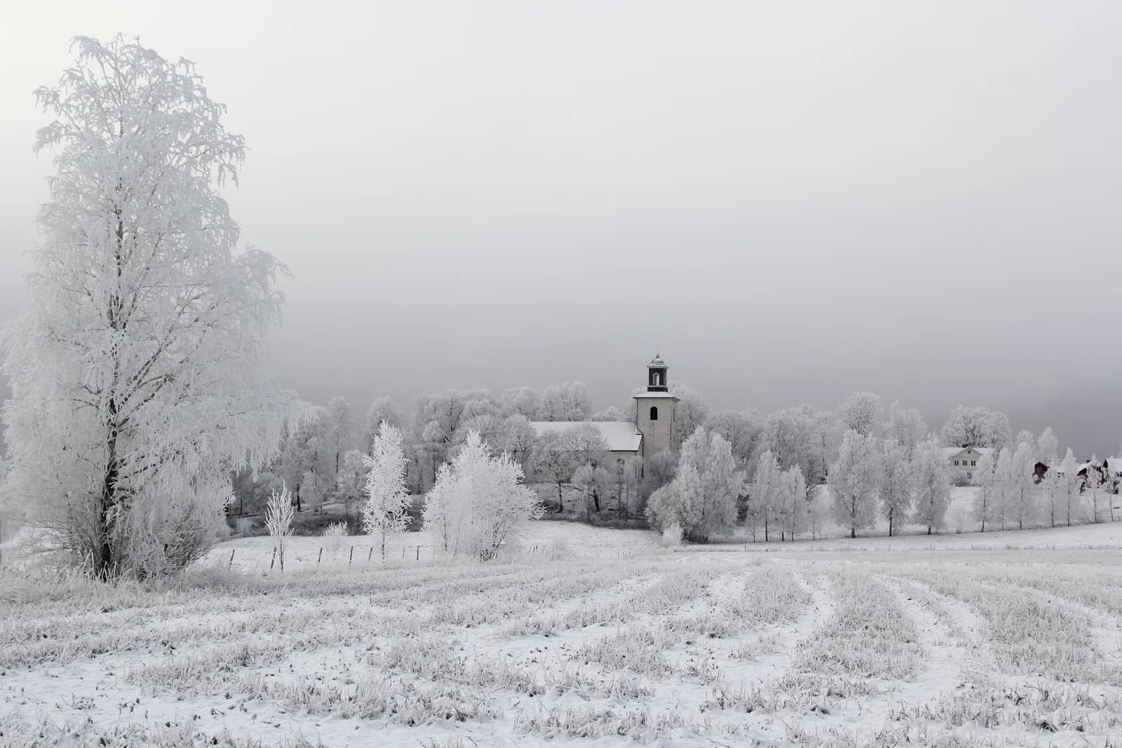 Östra Ämterviks Kirchengemeinde