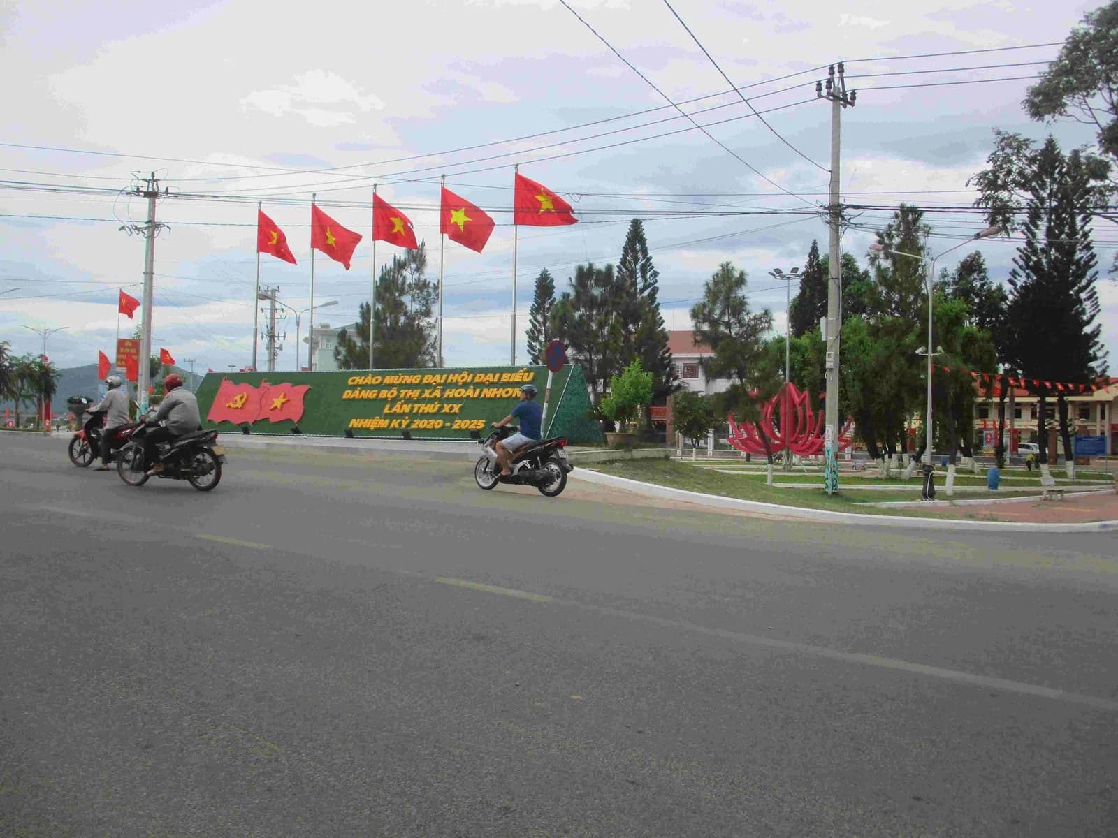 Hoài Nhơn