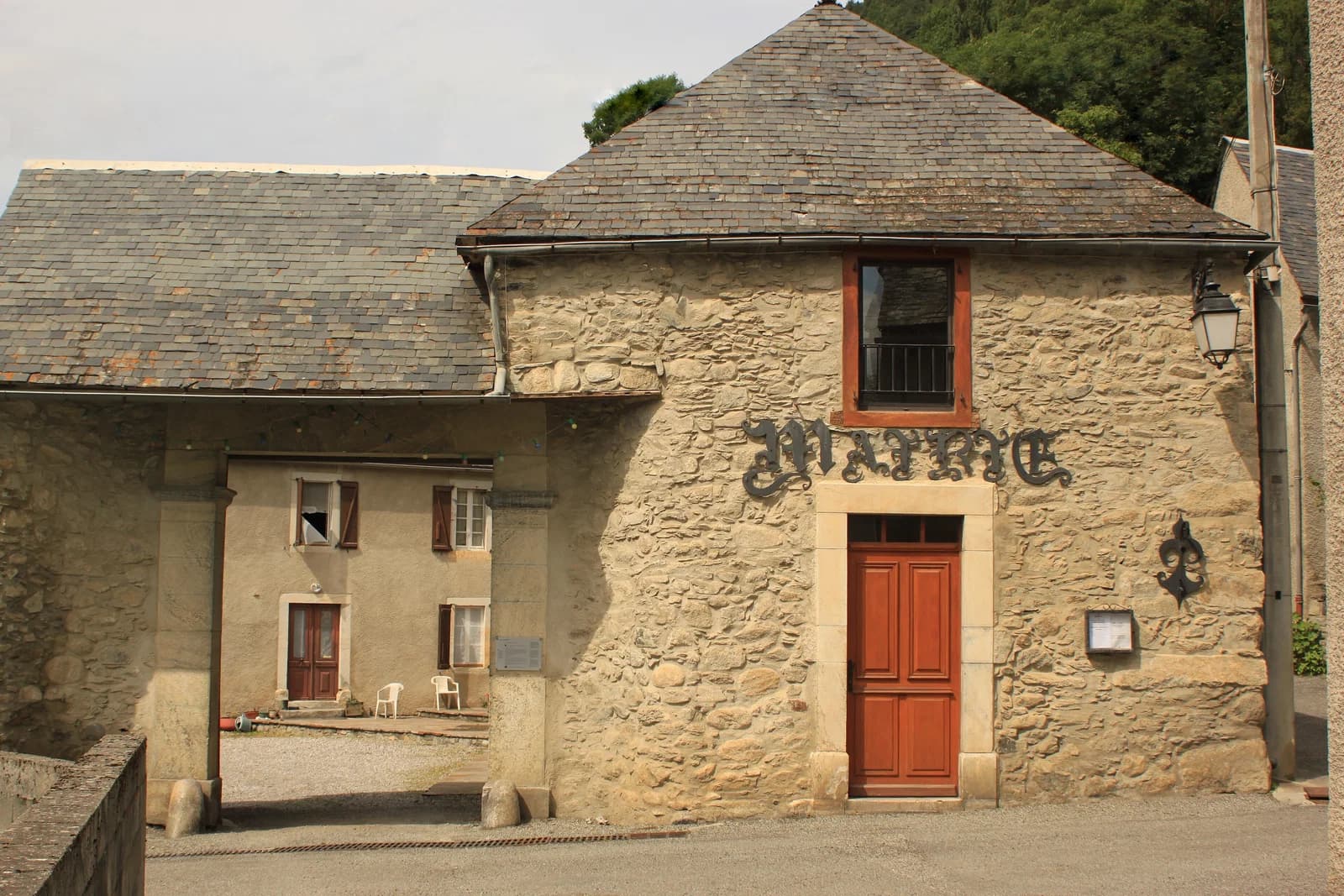 Bazus-Aure