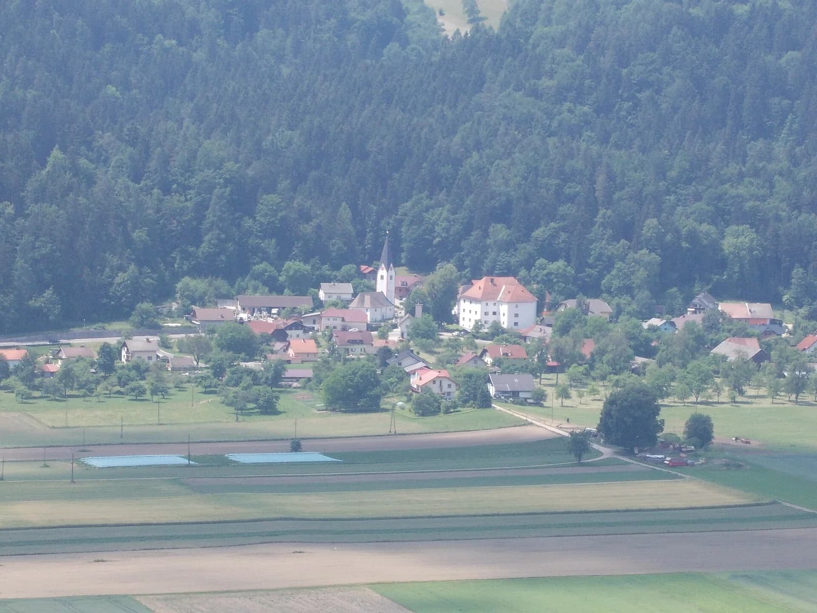 Črneče