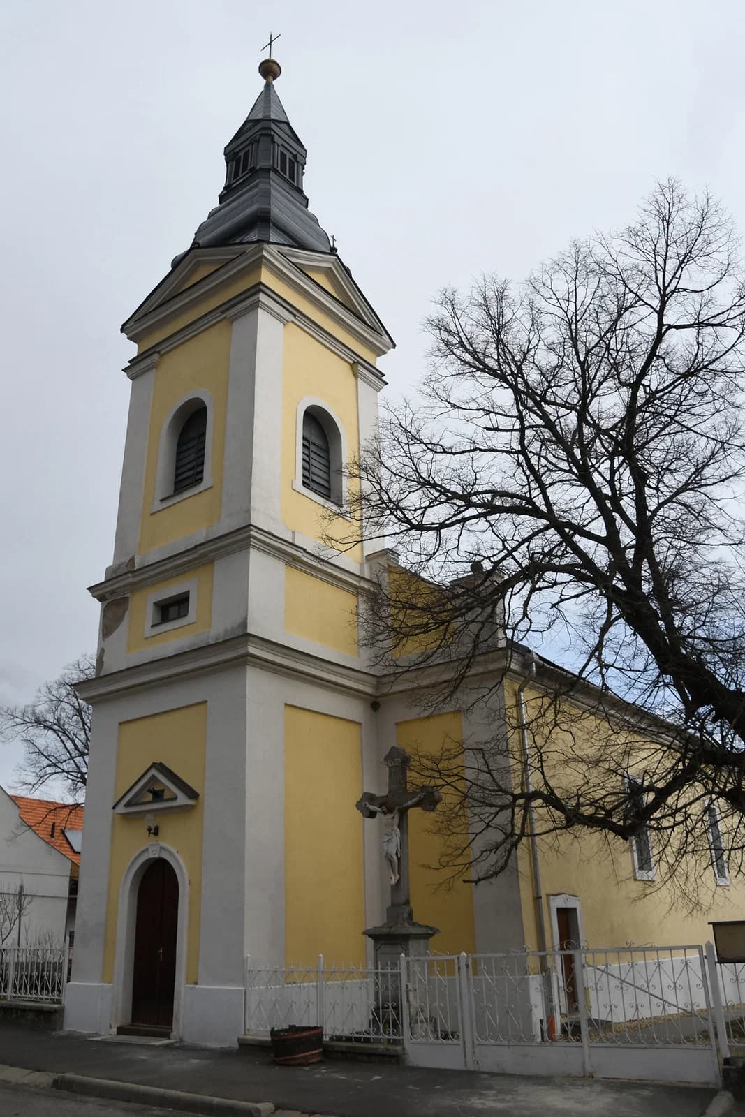 Károlyfalva