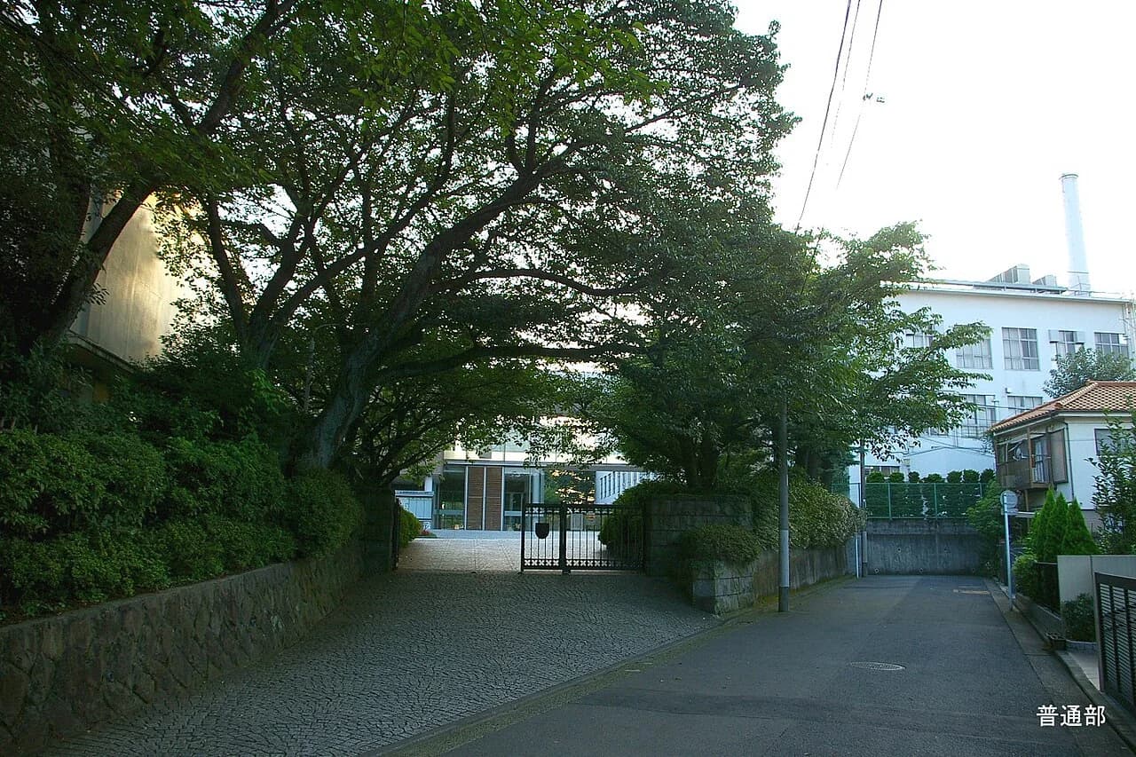 Keio Futsubu School