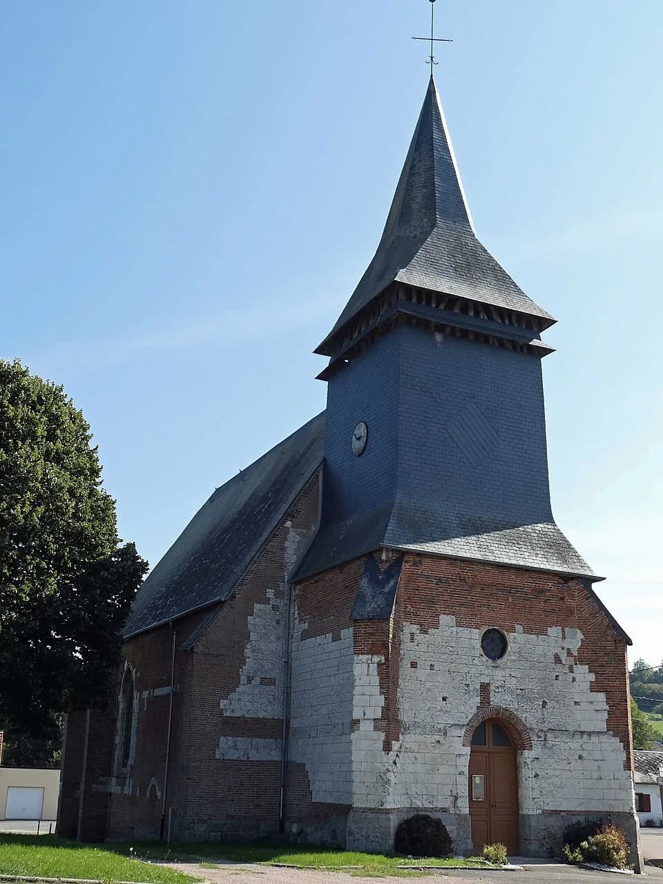 Pierrecourt