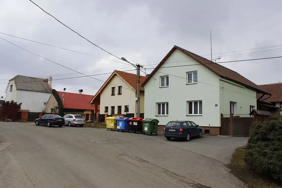 Chrást