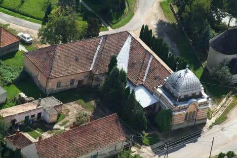 Mezőlak
