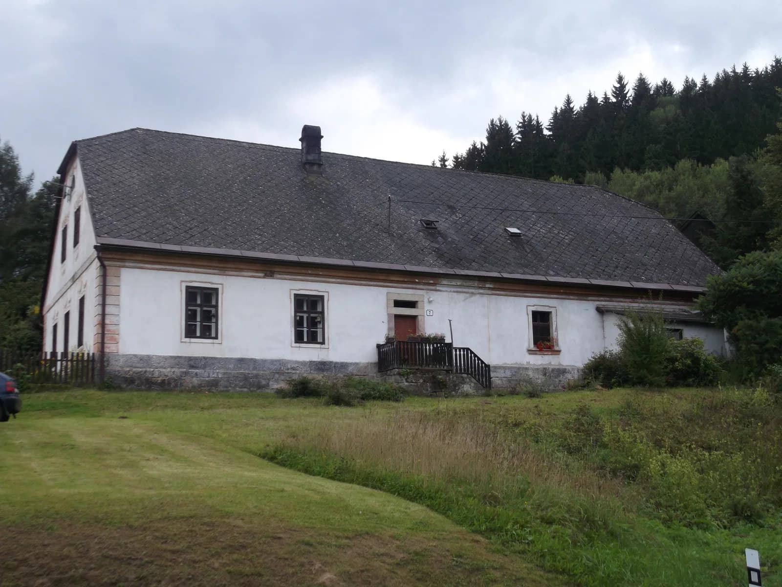 Debrné
