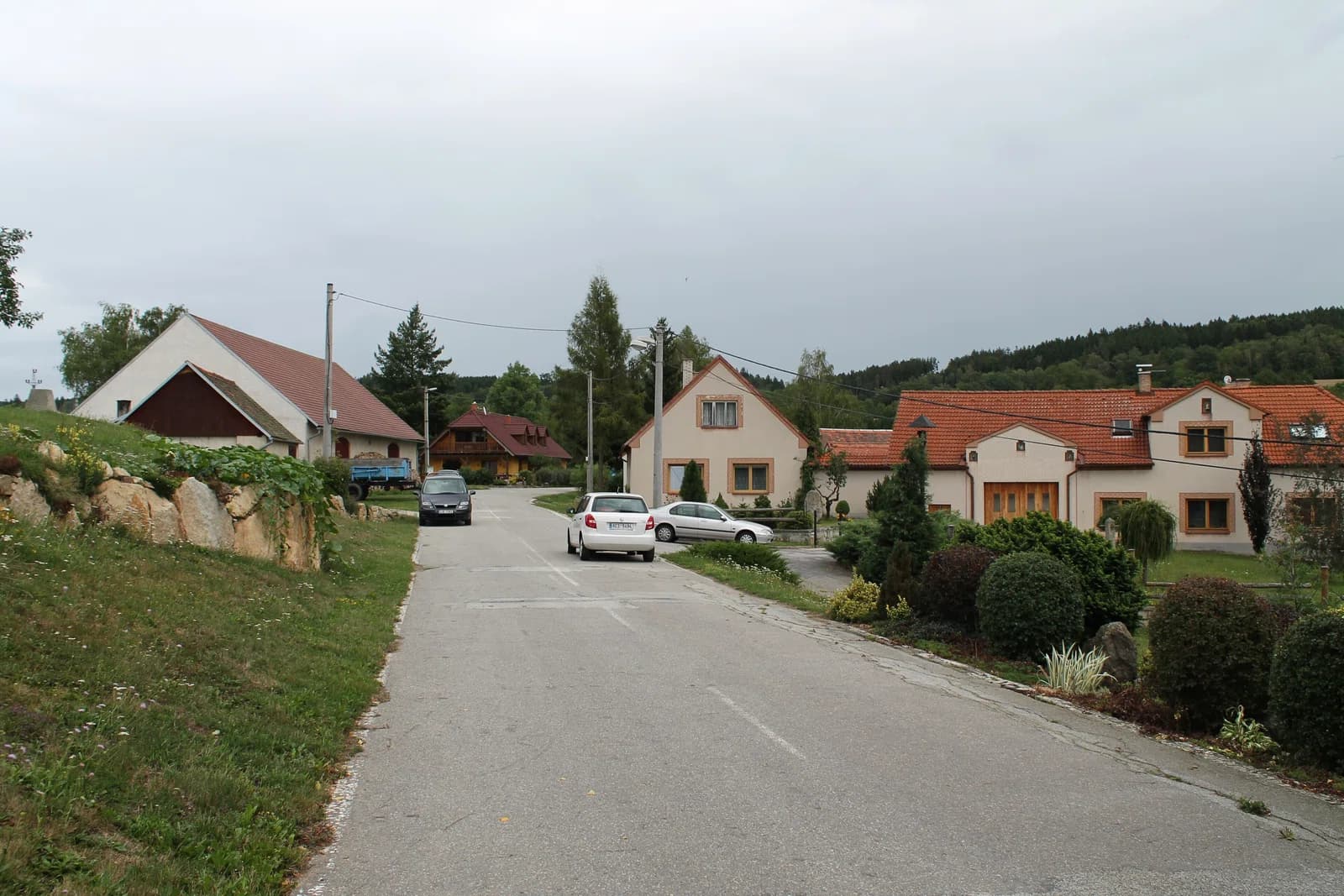 Dolní Dvorce