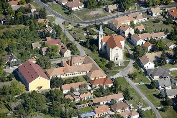 Rábatamási
