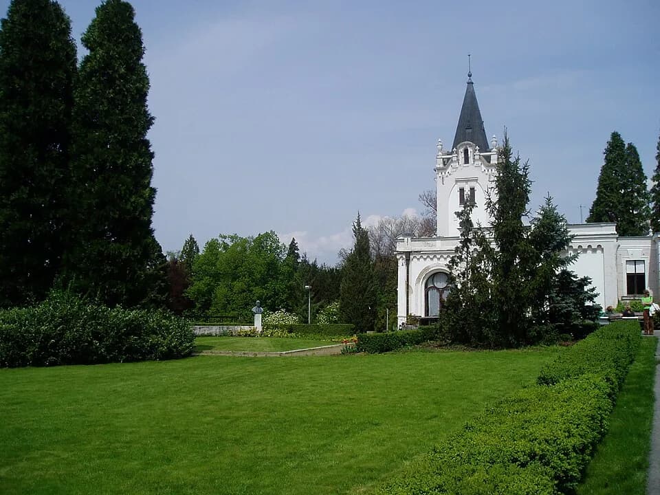 Tesárske Mlyňany