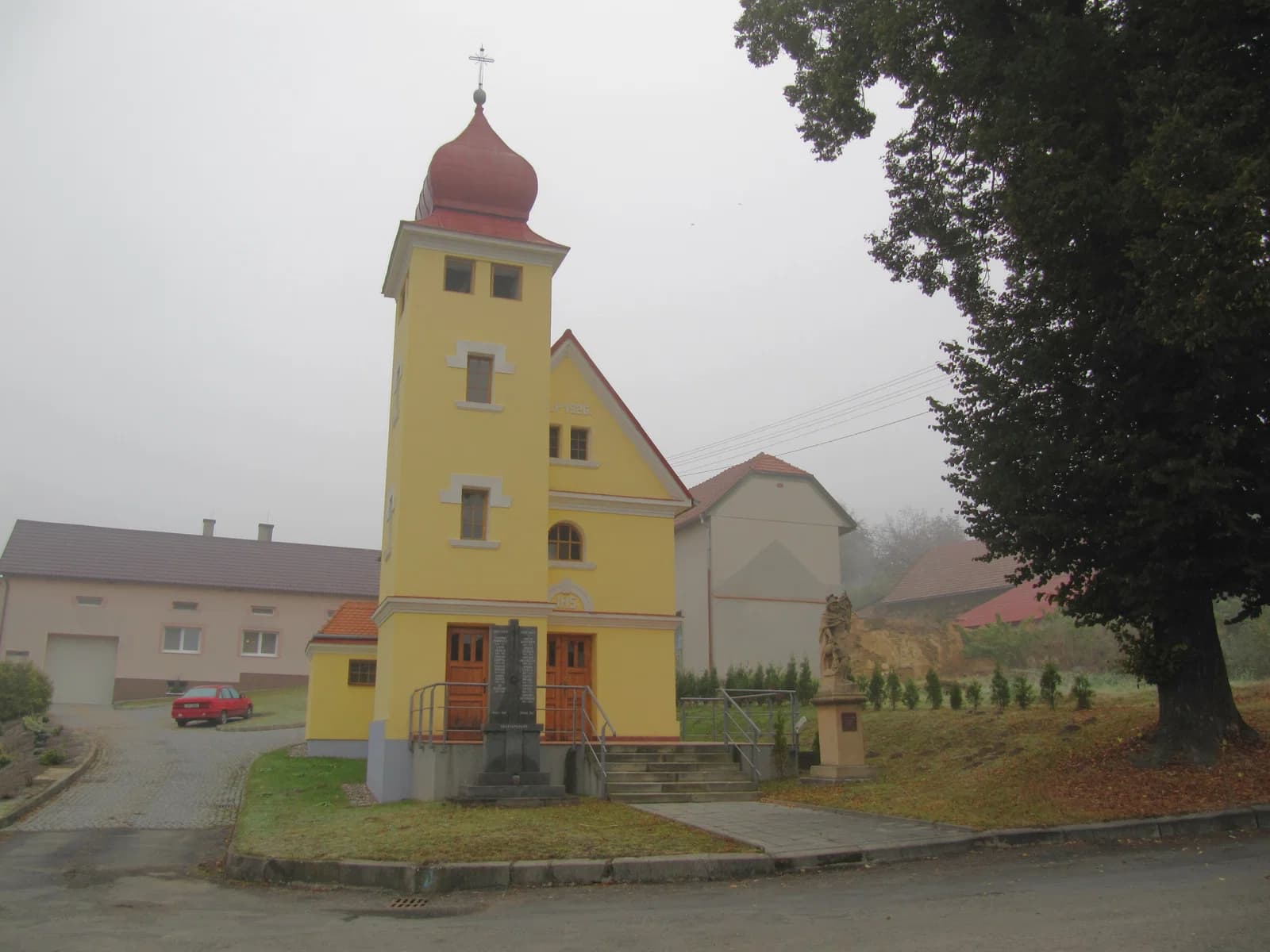 Velké Těšany
