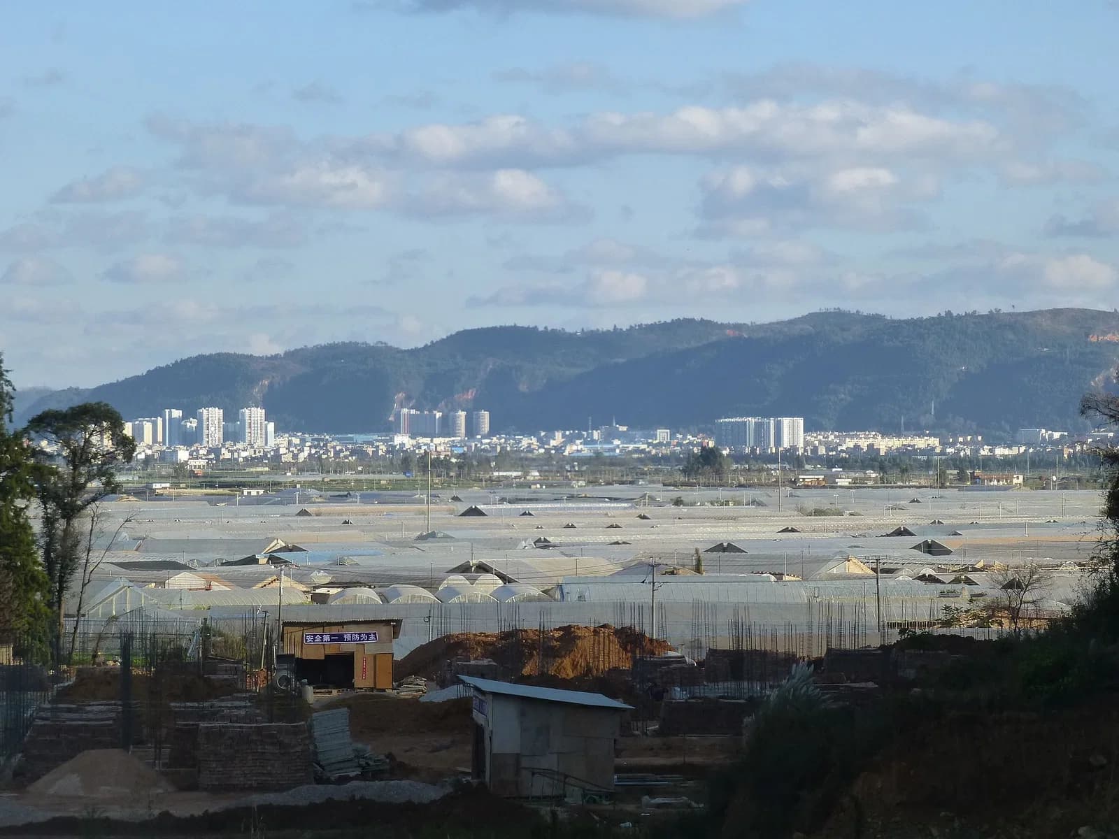 Tonghai County