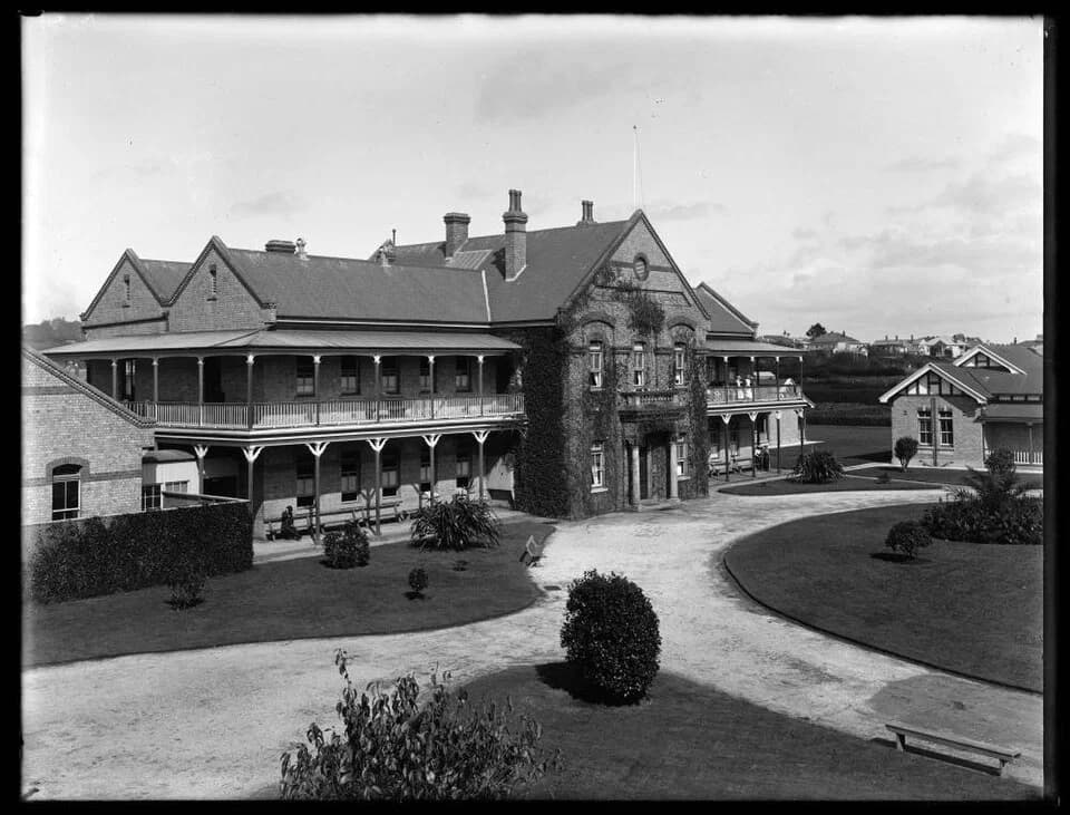Green Lane Hospital