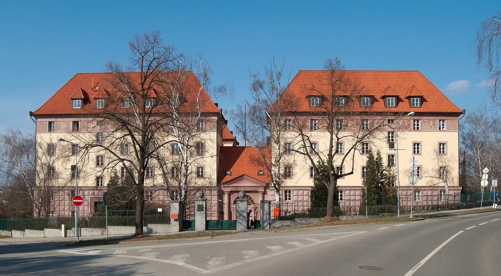 Kounicovy koleje