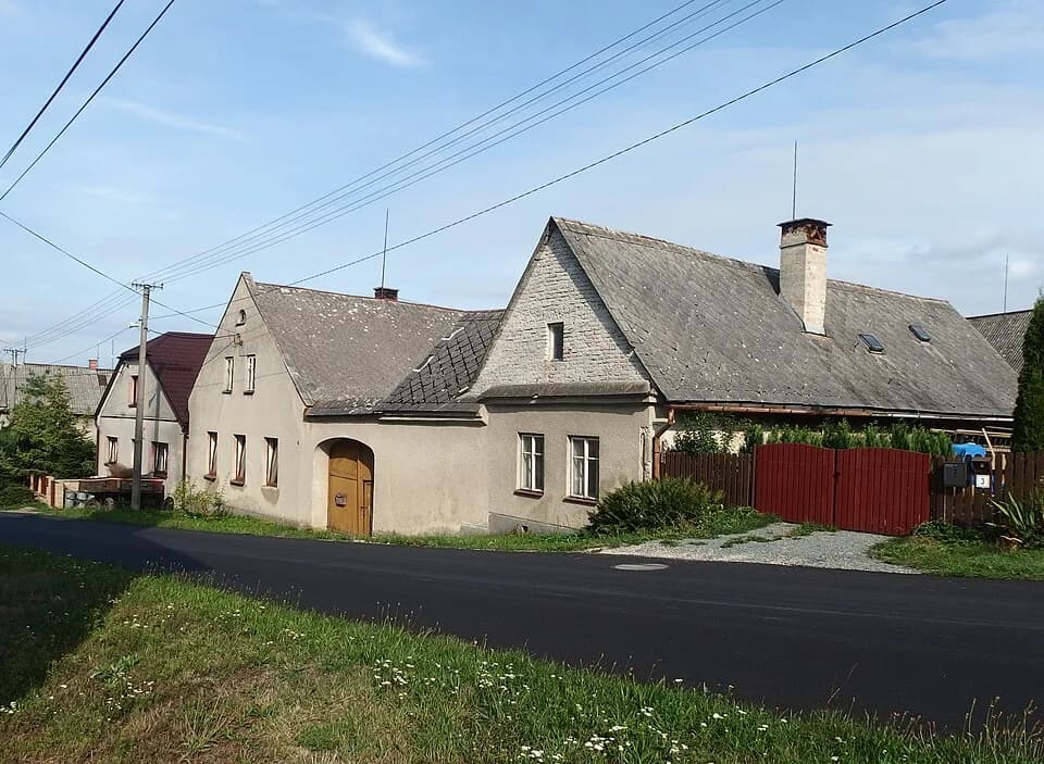 Pobučí