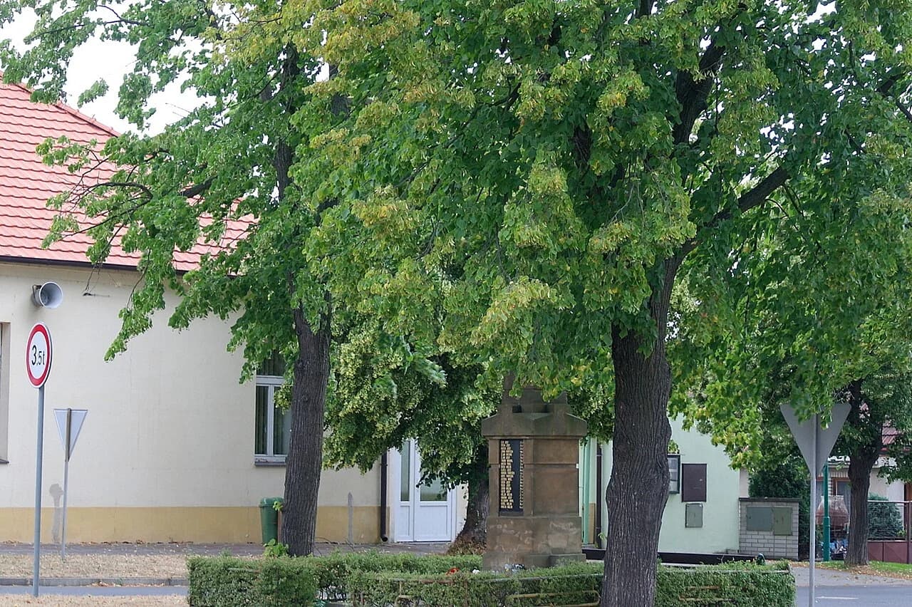 Předonín