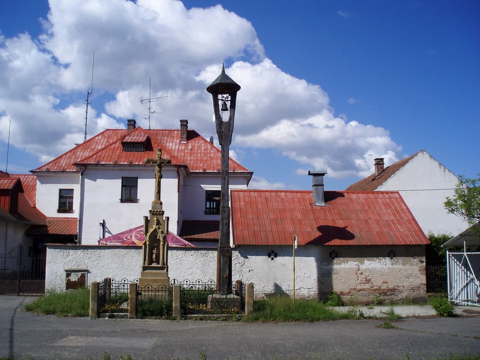 Svinary