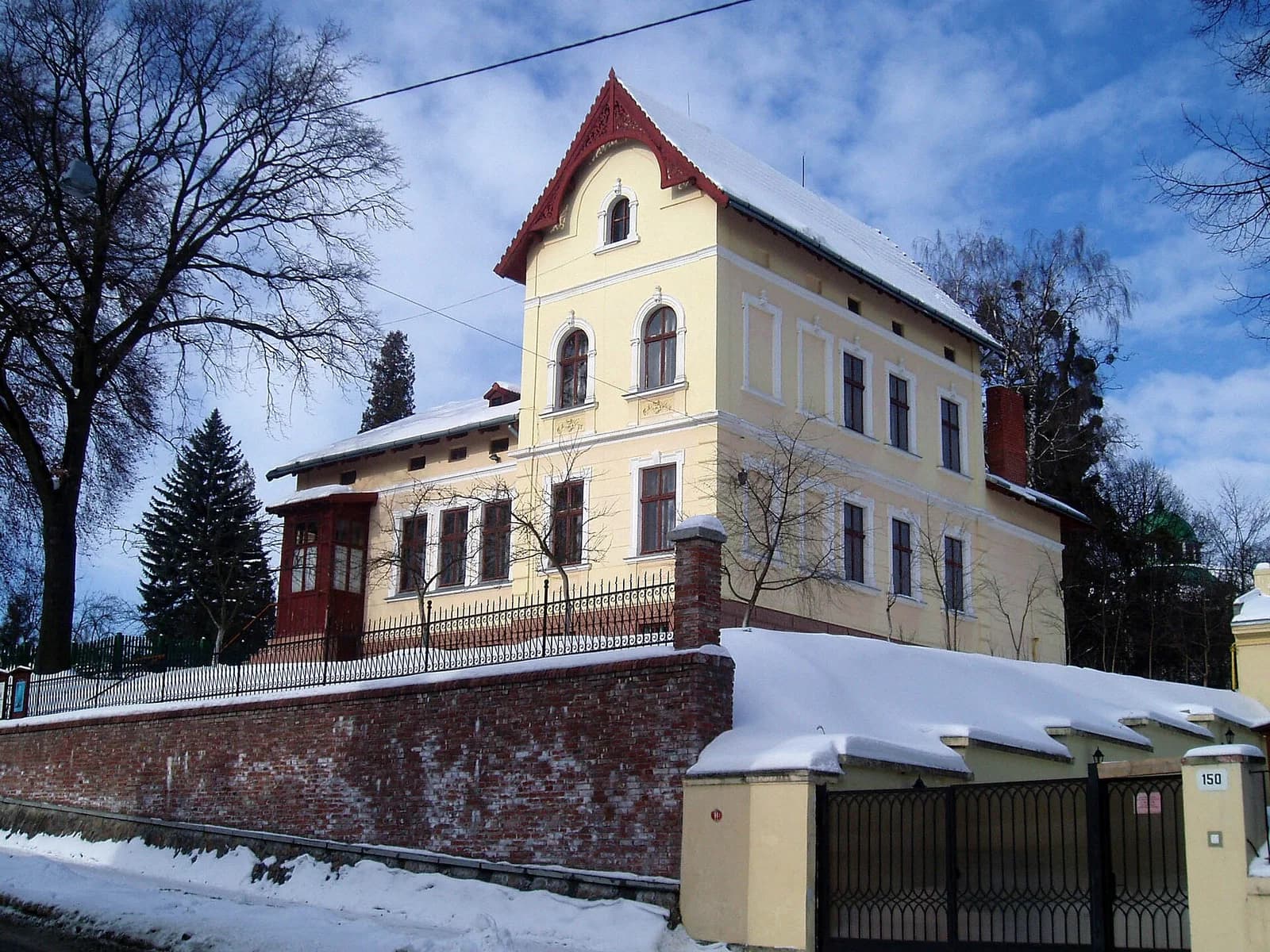 152 Franka Street, Lviv