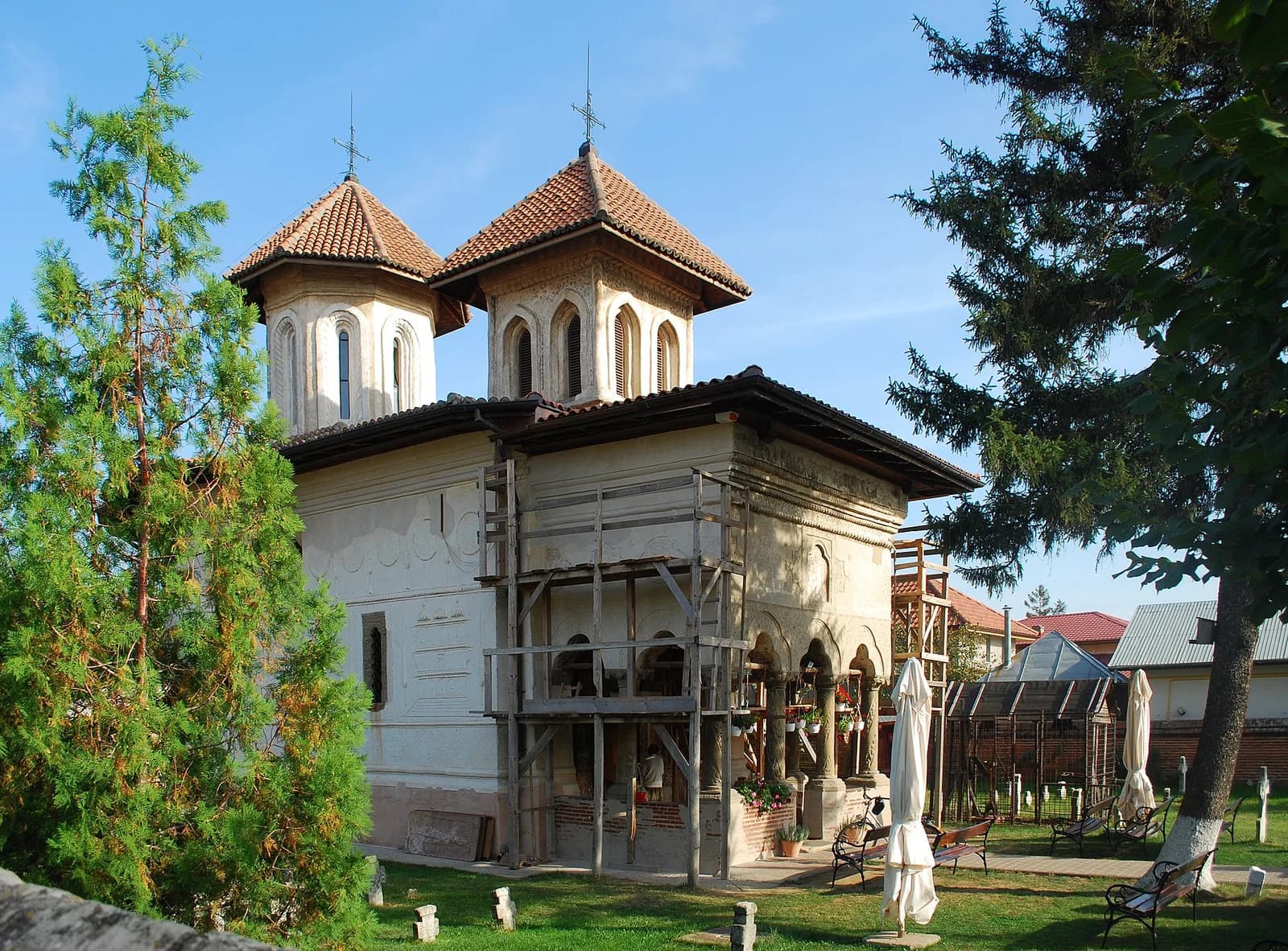 Fundeni