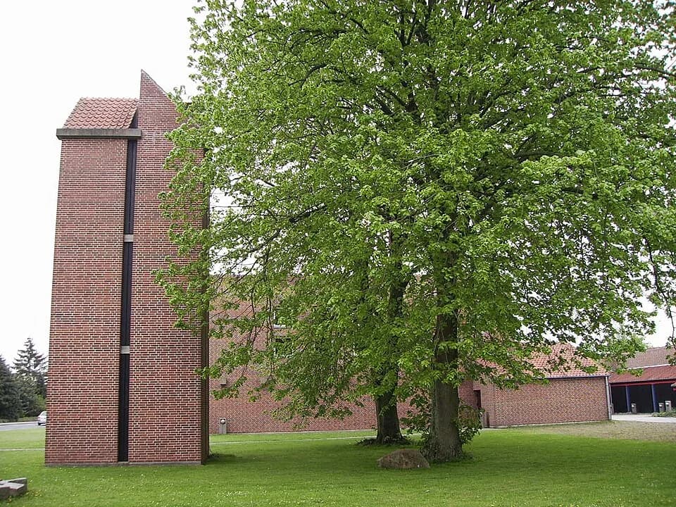 Hjallese