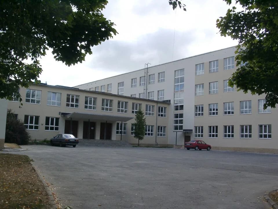 Jõhvi Basic School