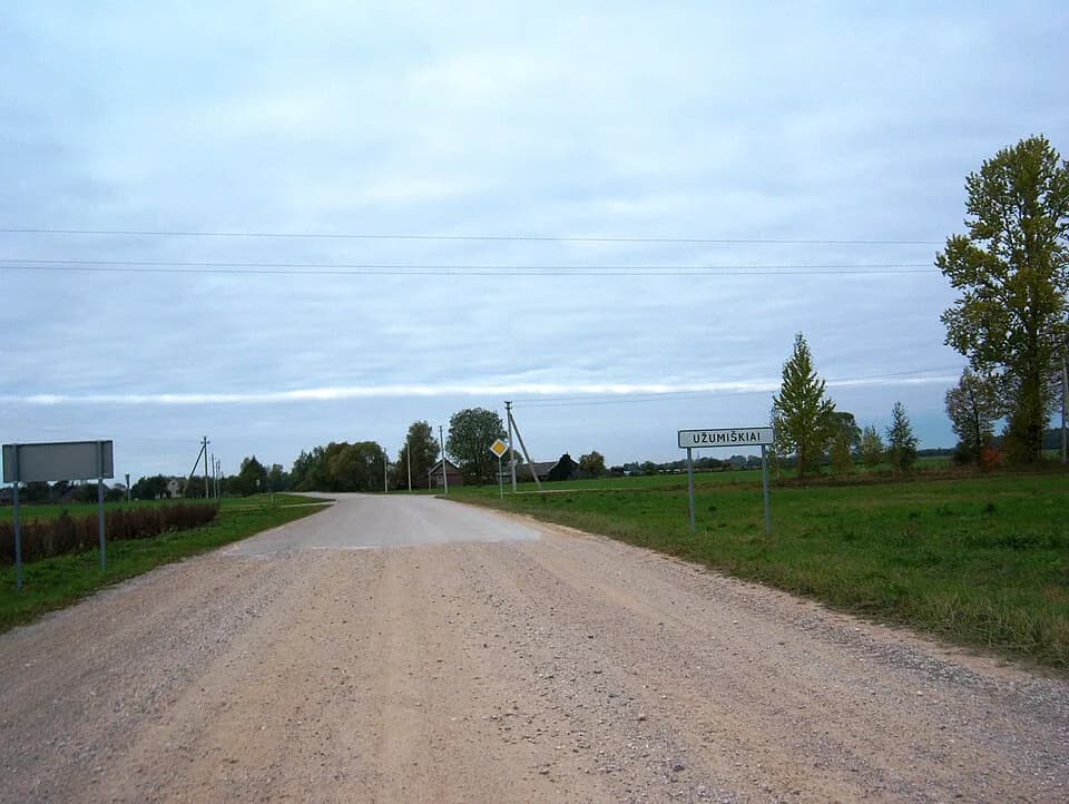 Užumiškiai