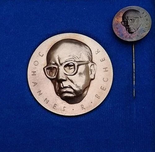 Johannes R. Becher Medal in Bronze