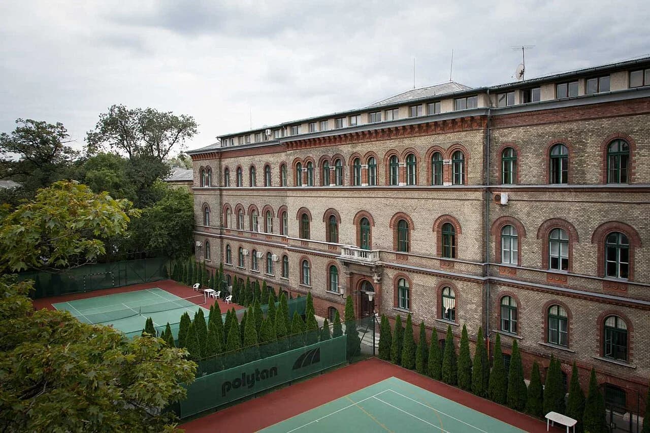 Hungarian University of Sports Science