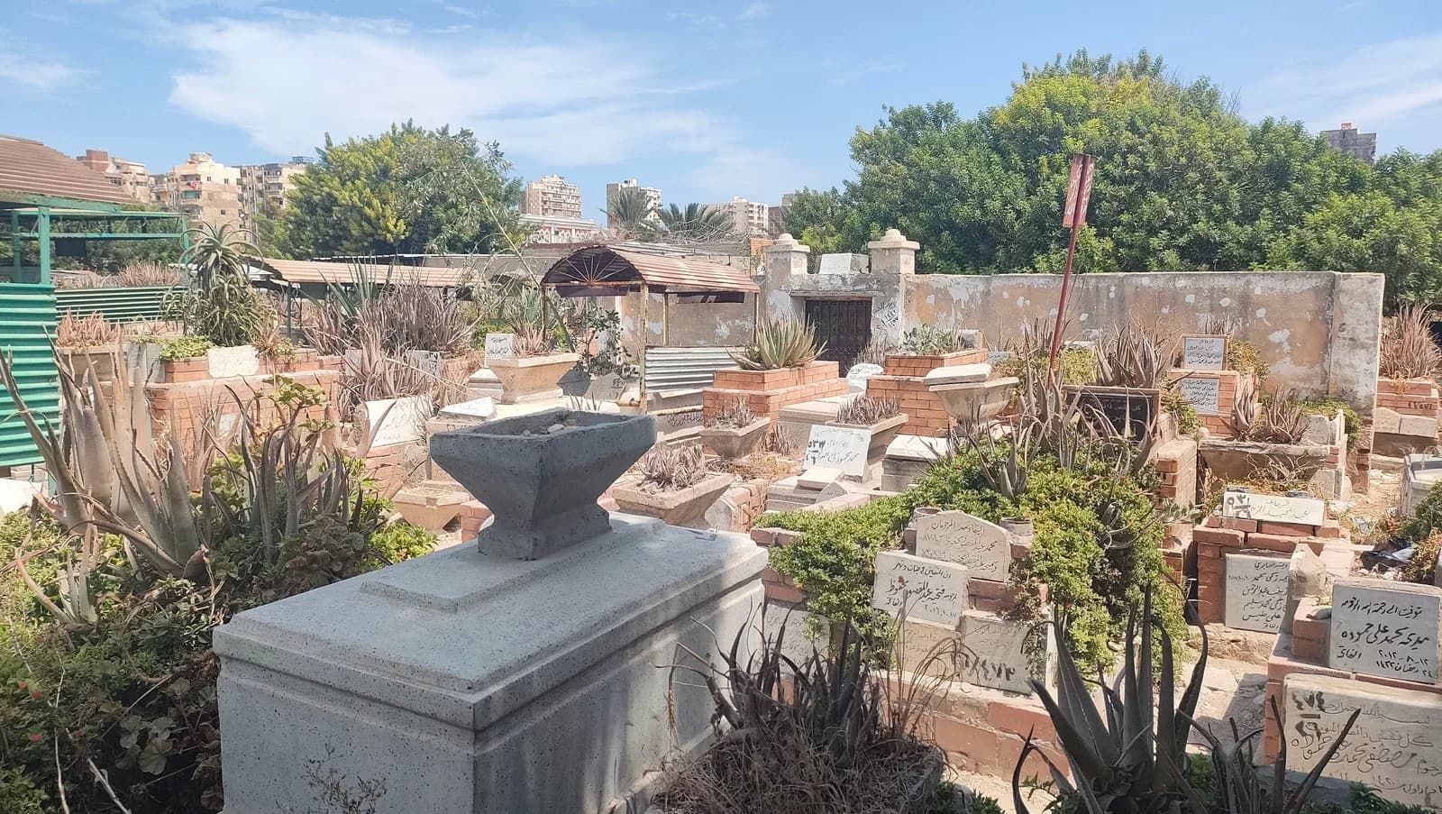 Pillar's cemeteries