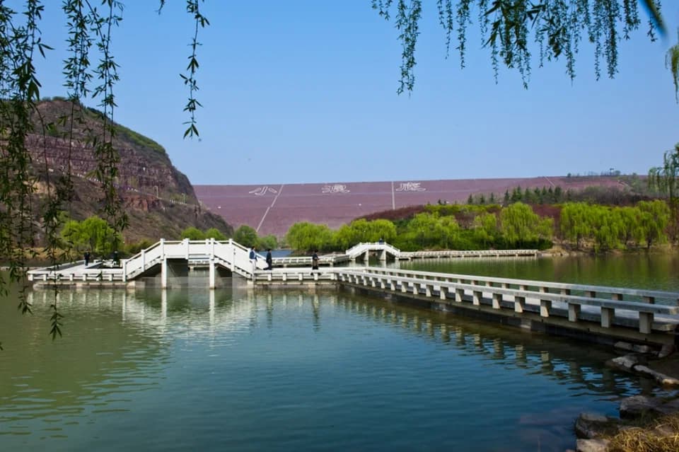 Mengjin