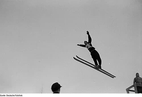 ski jumper