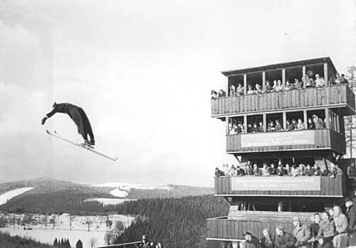 Nordic combined skier