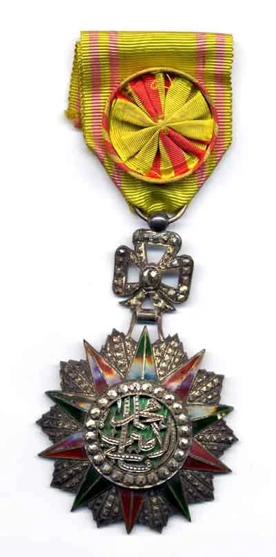 Officer of the order of Nichan Iftikhar