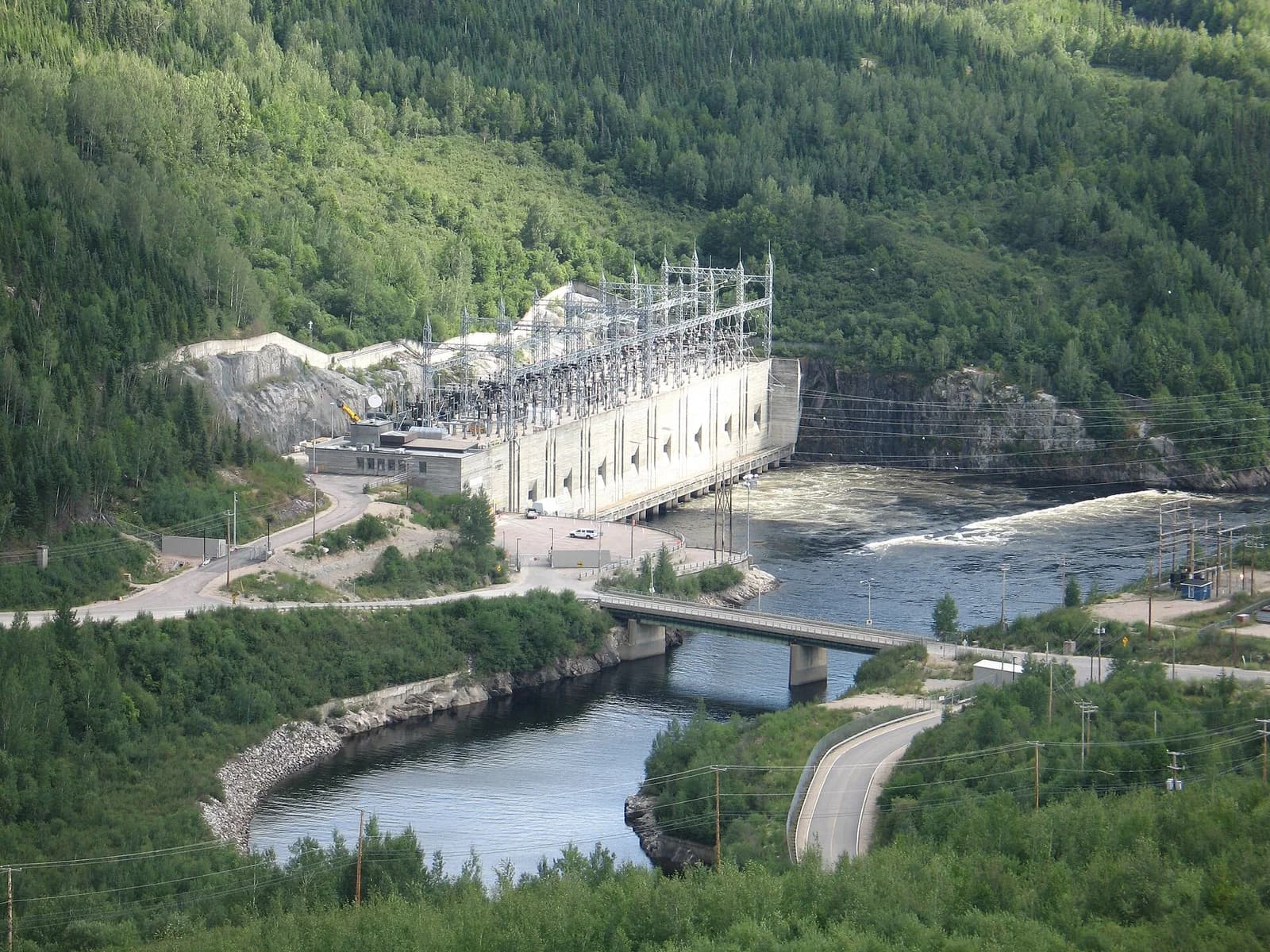 Manic-5 generating station