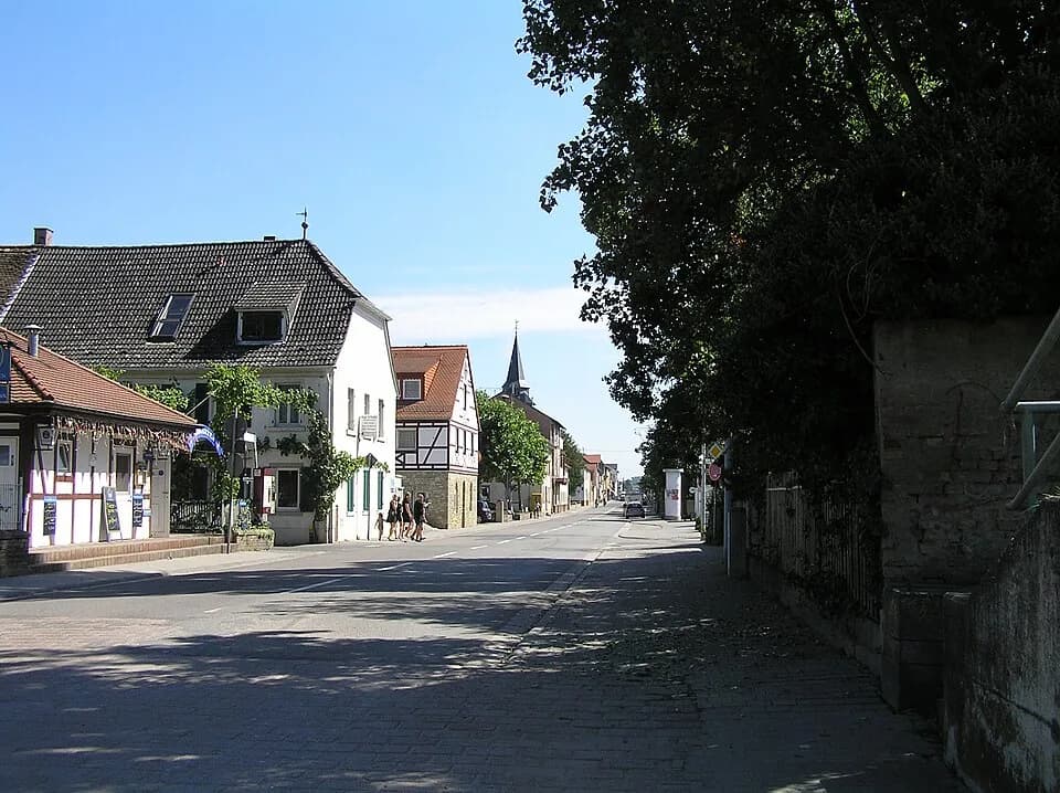 Frei-Weinheim