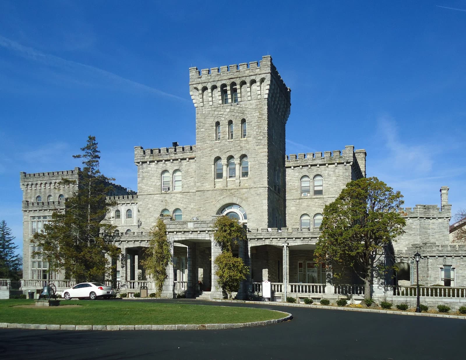 Manhattanville College