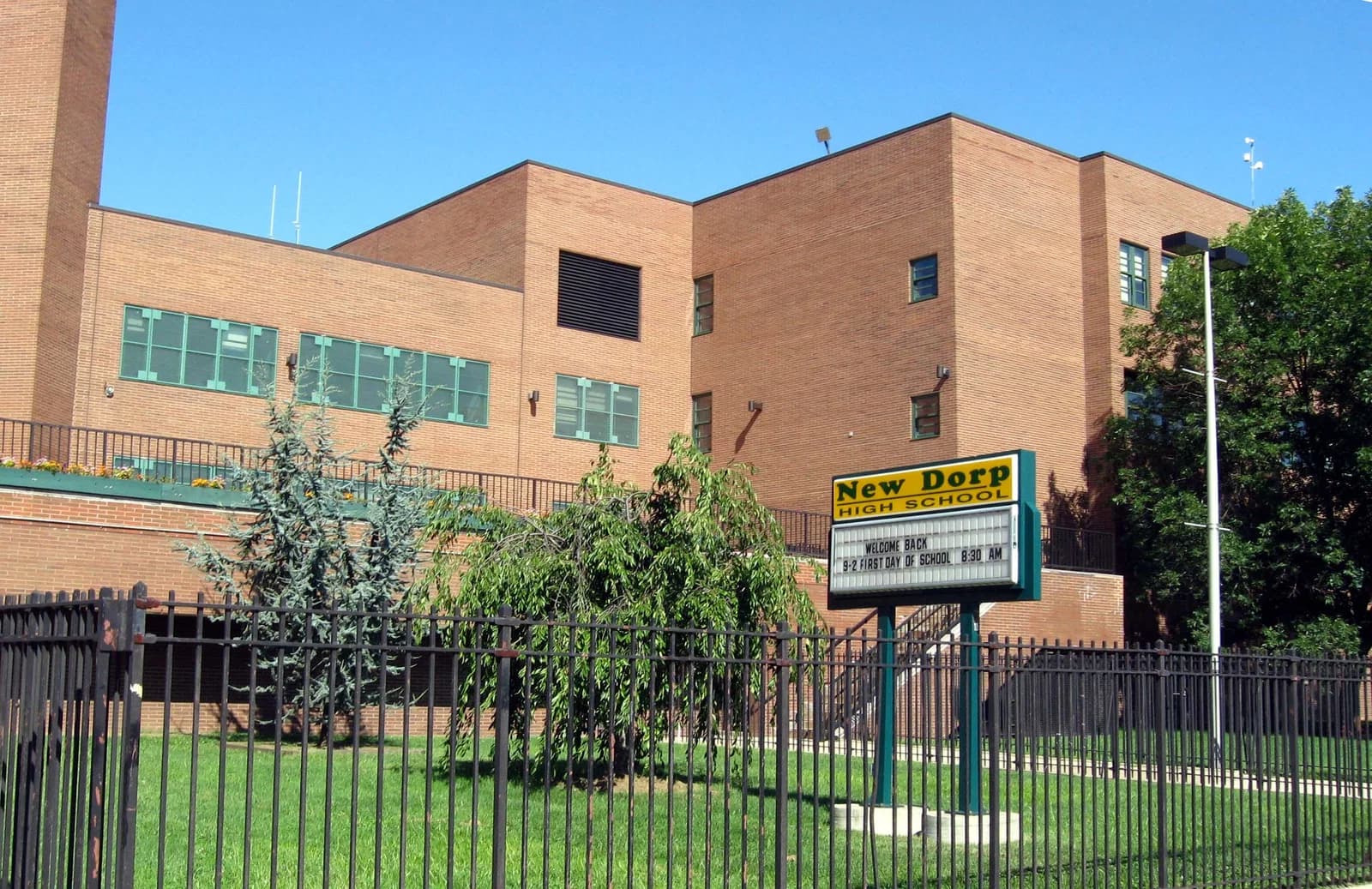New Dorp High School