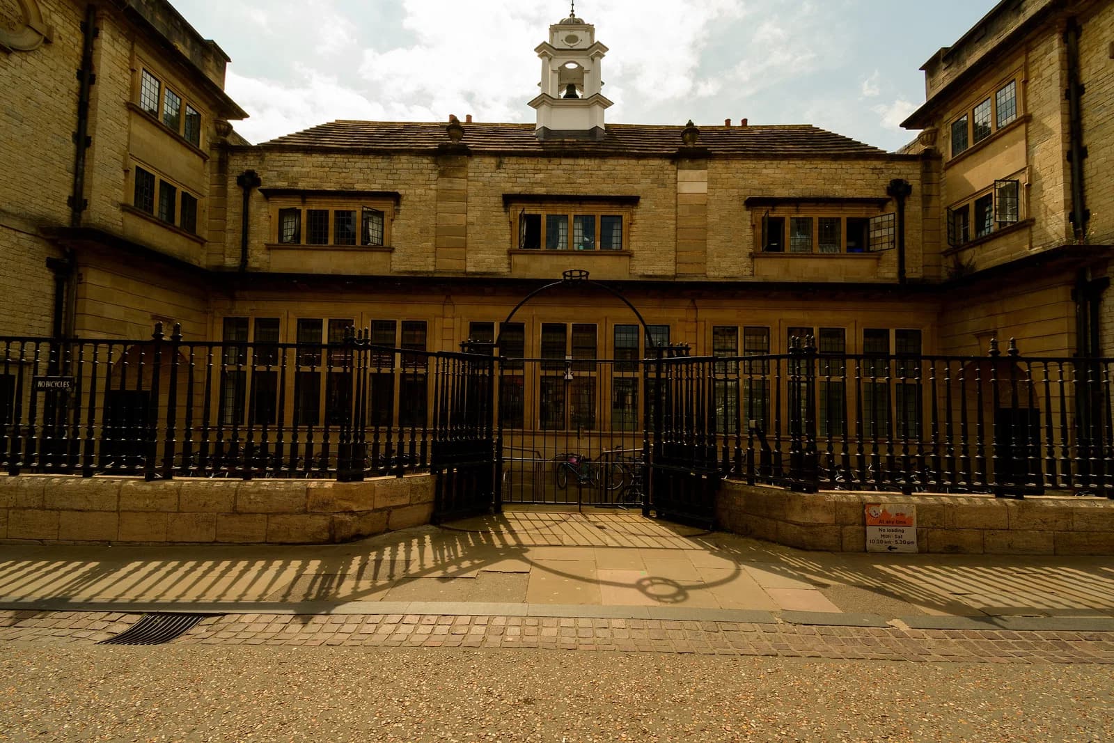 New Inn Hall