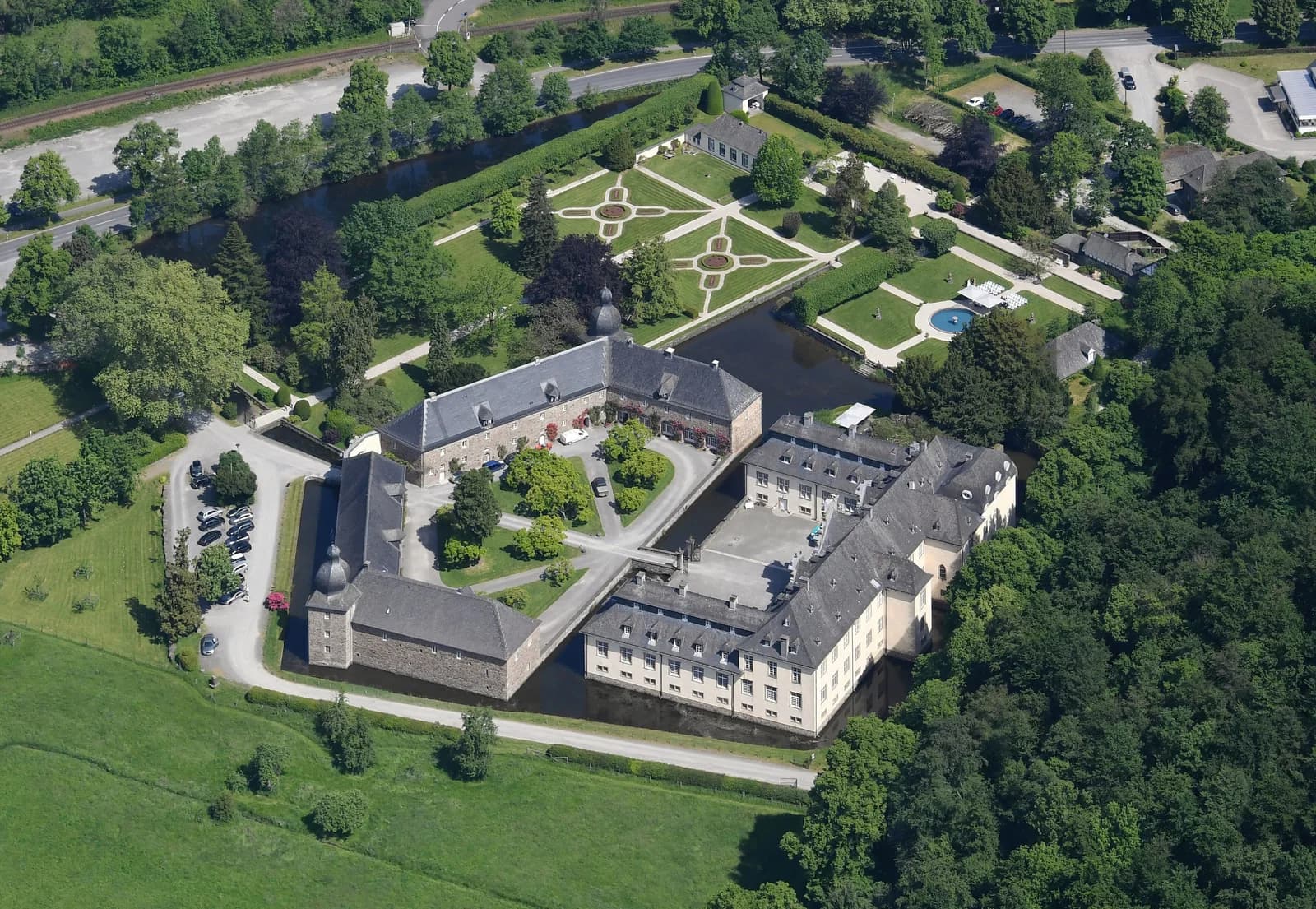 Schloss Ehreshoven