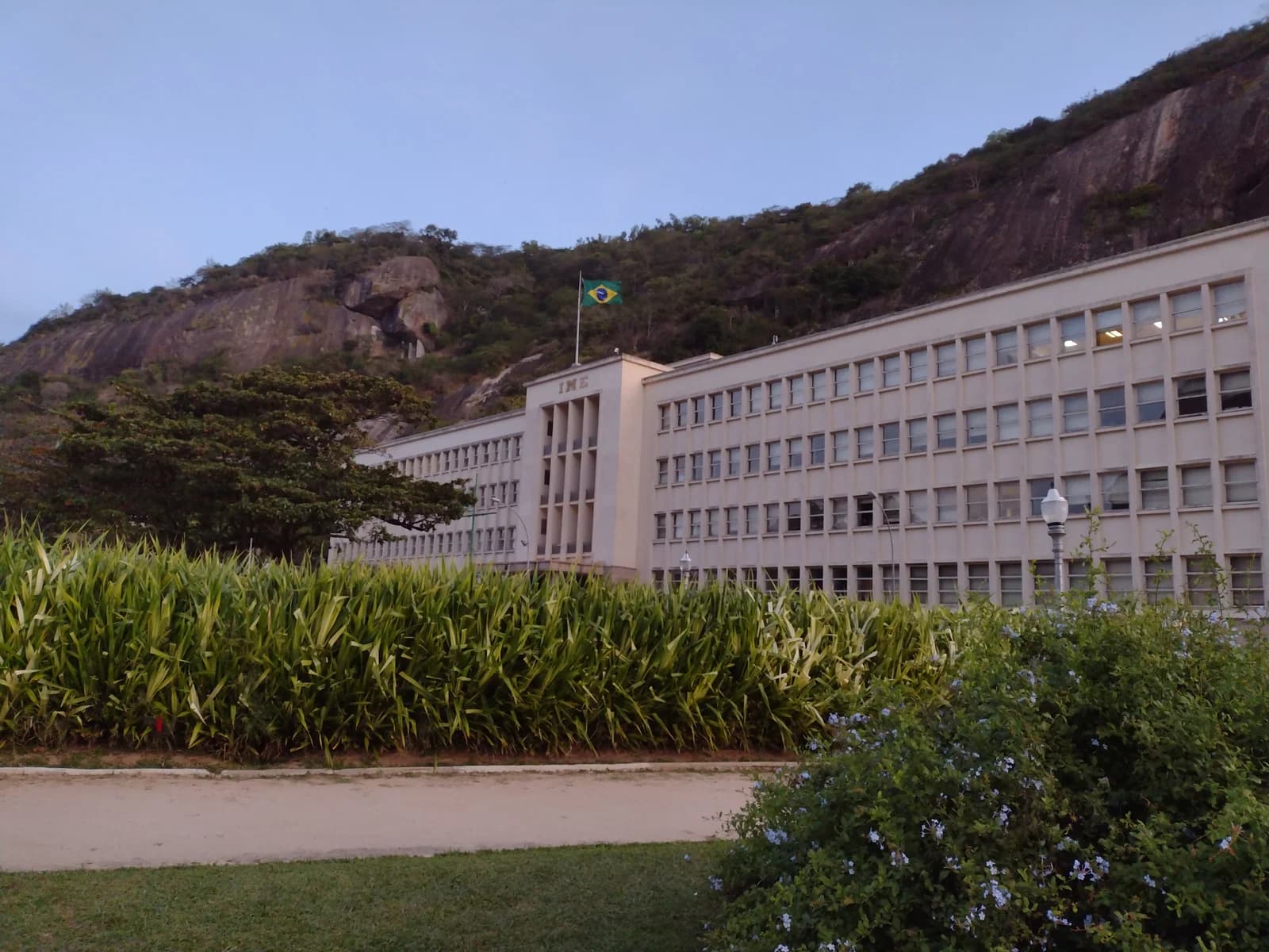 Instituto Militar de Engenharia