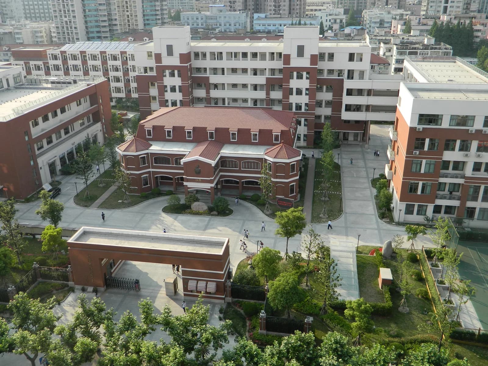Nanyang Model High School