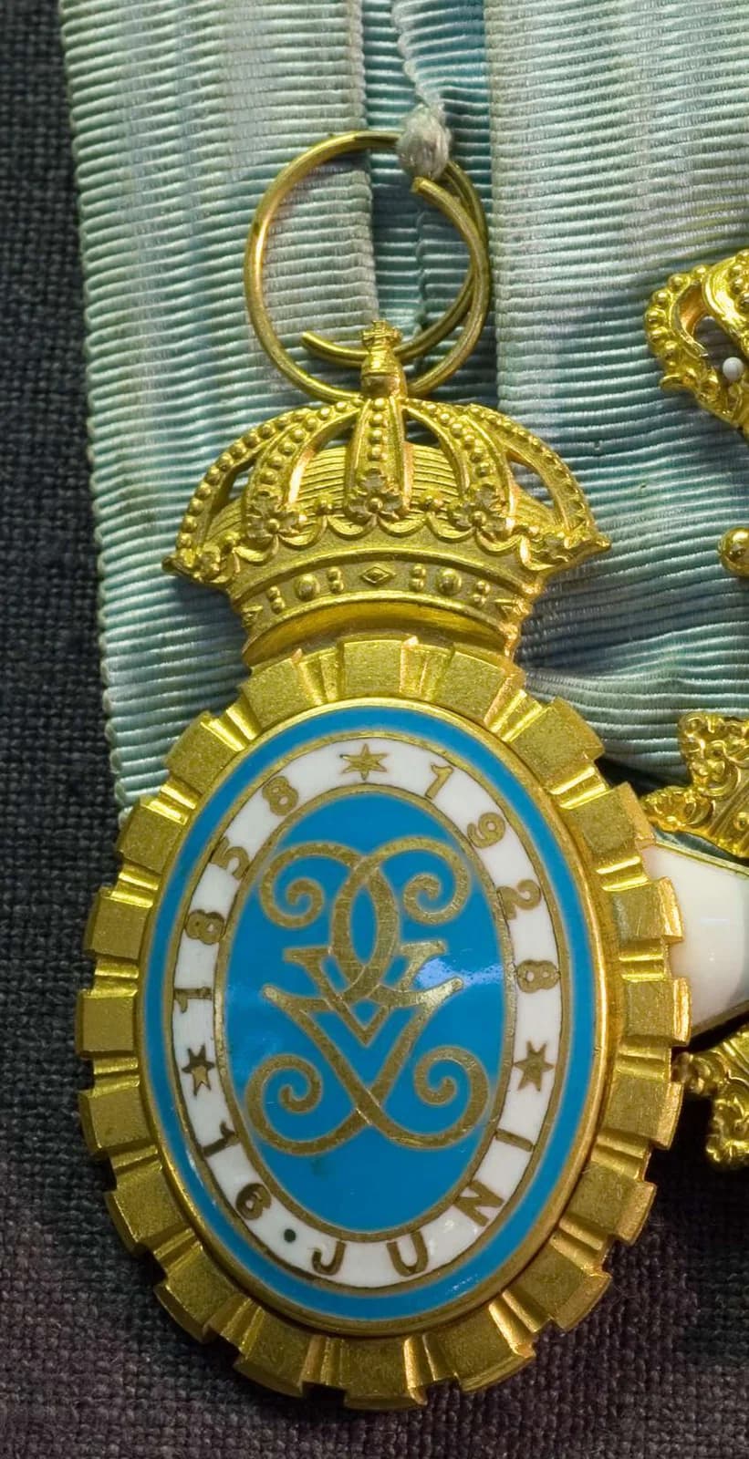 King Gustav V's 70 year anniversary award