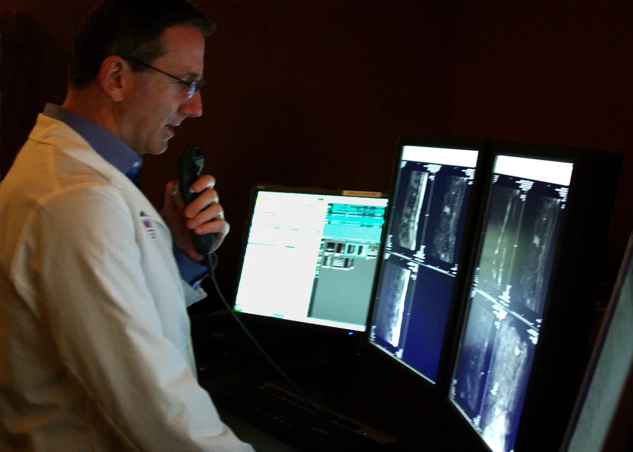 radiologist