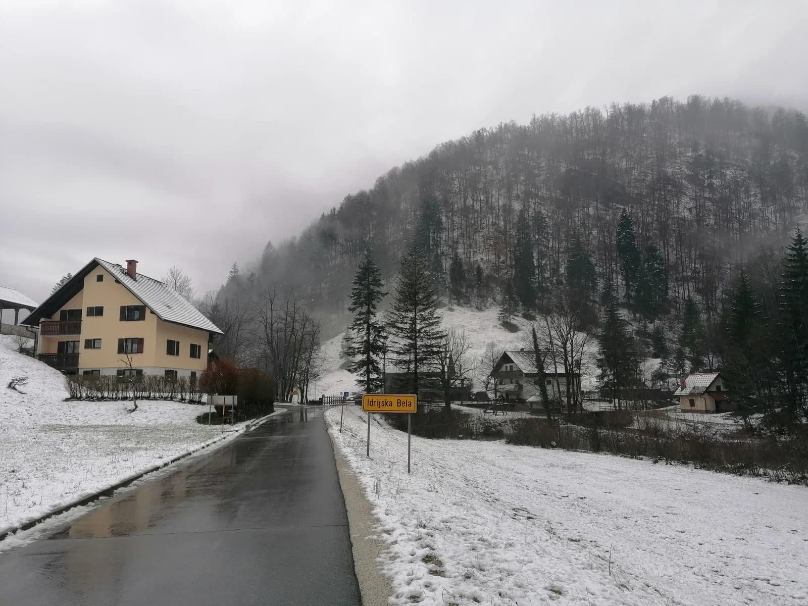 Idrijska Bela