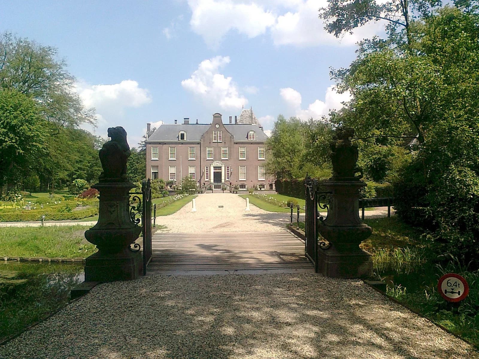 Hoenlo
