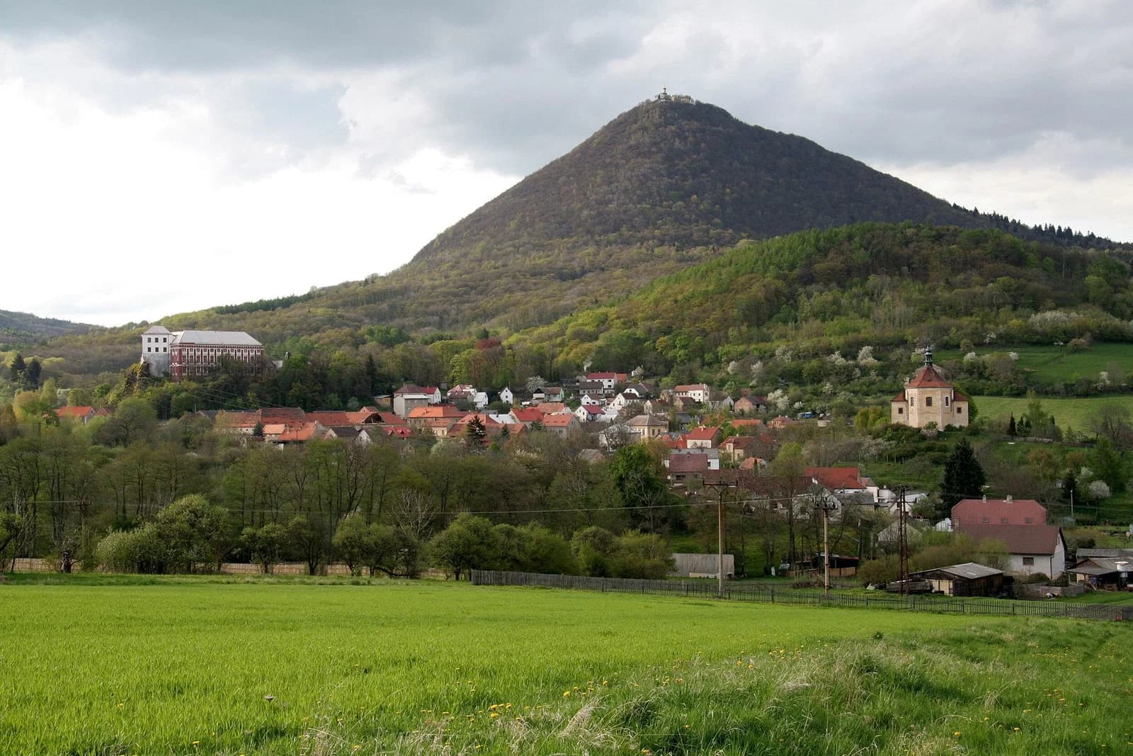 Milešov