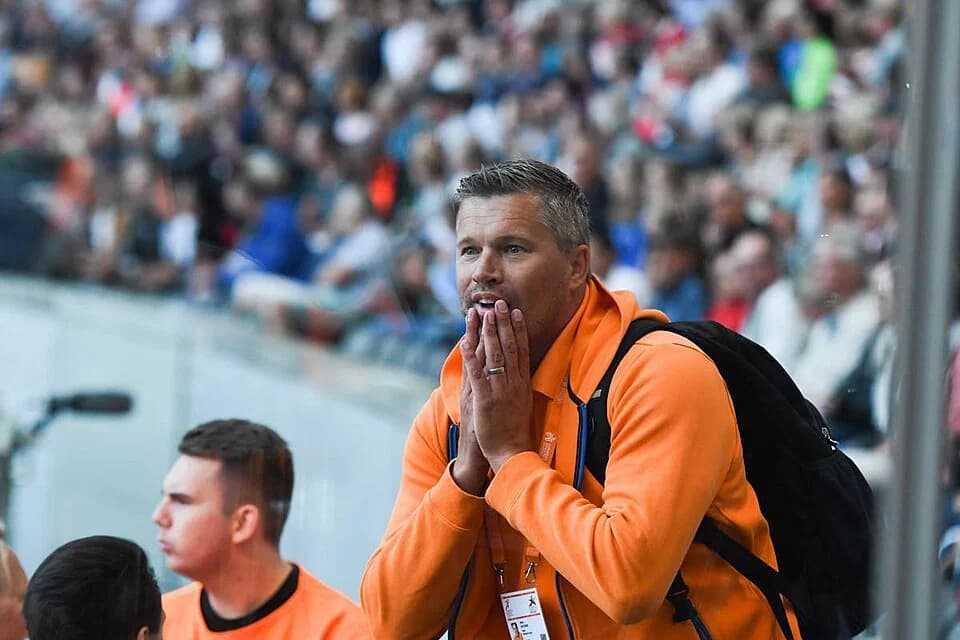 track and field coach