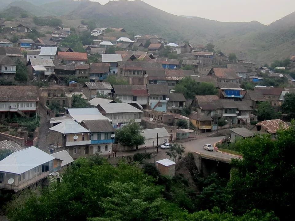Bayan